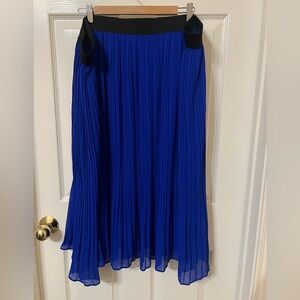 Elegant Blue Pleated Torrid Skirt